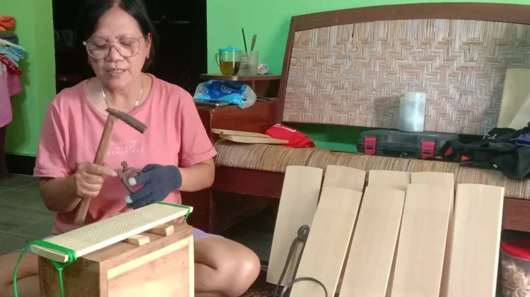 Sleman’s Traditional Melinjo Wood Graters Preserve Culinary Heritage