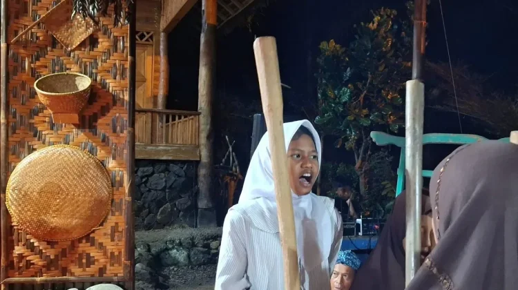 Kampung Adat Kuta Engages Youth to Preserve Tradition Through Social Media