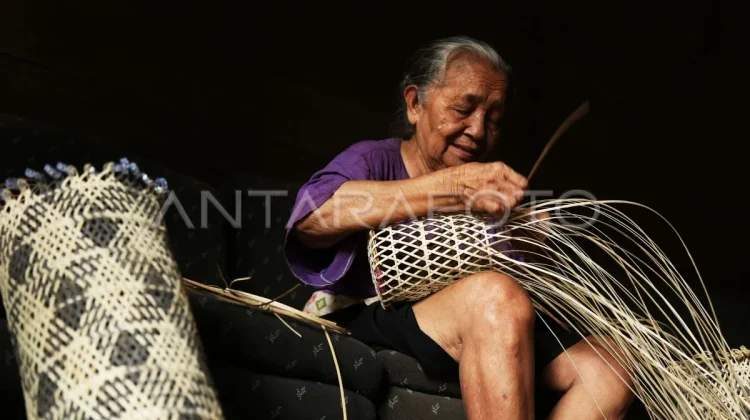 Four East Kalimantan Traditions Pass National Heritage Review
