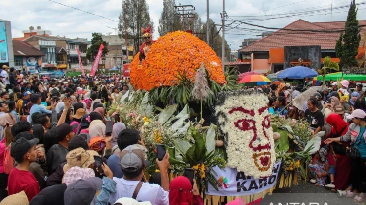 Karo Flower and Fruit Festival Blossoms as North Sumatra’s Agritourism Showcase