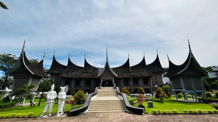Adityawarman Museum Showcases Minangkabau Heritage and Rendang Legacy