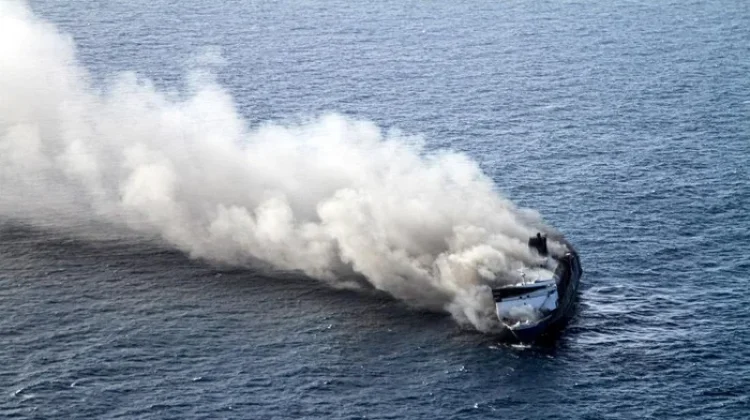 Thailand Extends Condolences Over Indonesia Ferry Fire