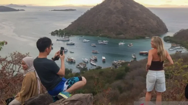 Tourism Drives Growth as Indonesia Records Strong Gains in First Half of 2026