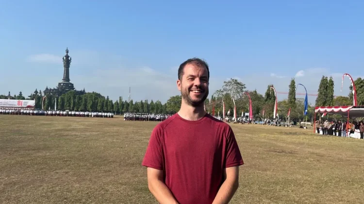Foreign Tourists Join Indonesia's Independence Day Flag Ceremony in Bali