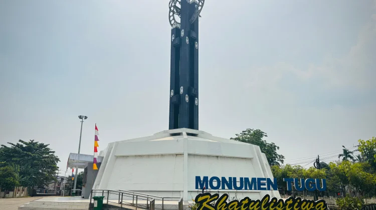 Equator Monument Stands as Scientific and Cultural Landmark in Pontianak