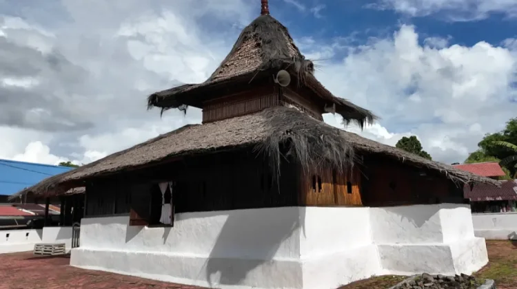Old Wapauwe Mosque Preserved by Maluku Customary Law