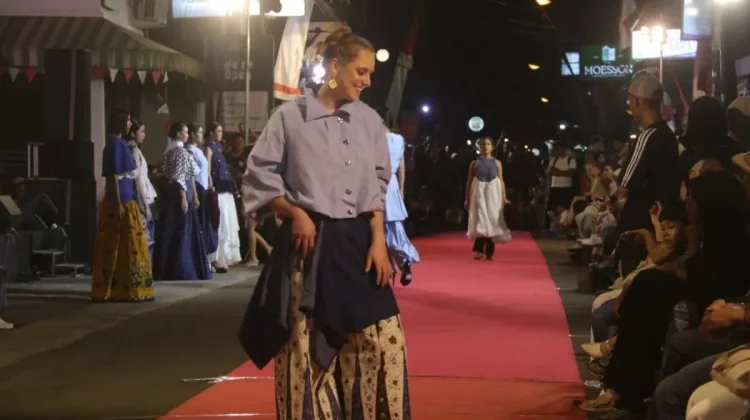 Prawirotaman Festival Hosts 11th Fashion on the Street
