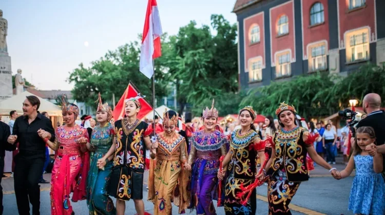 Bogor Youth Showcase Indonesian Culture at European Festivals