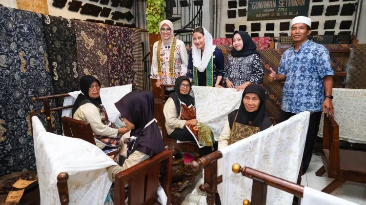 Surakarta Pushes Hand‑Drawn Batik at Trade Expo Indonesia