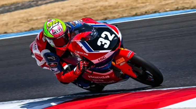 Rider Kiandra Ramadhipa Targets Moto3 Junior Valencia Title After Summer Break