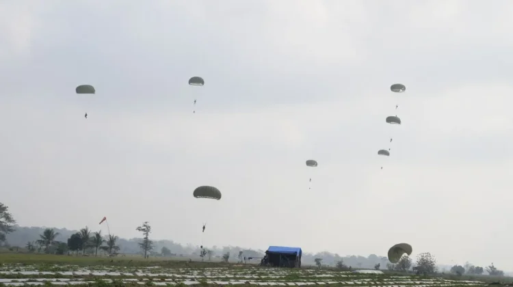 Super Garuda Shield 2026 Showcases Multinational Airborne Precision in Baturaja