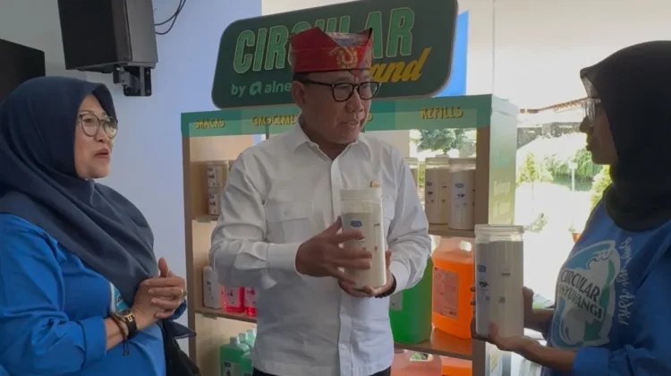 Banyuwangi Regency Develops Refill System to Cut Packaging Waste