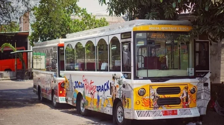 Jogja Heritage Track Offers Free Tours of Yogyakarta Landmarks