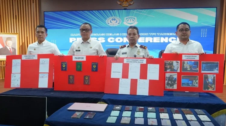 Fake Flight Tickets Uncover International Online Gambling Network in Tangerang
