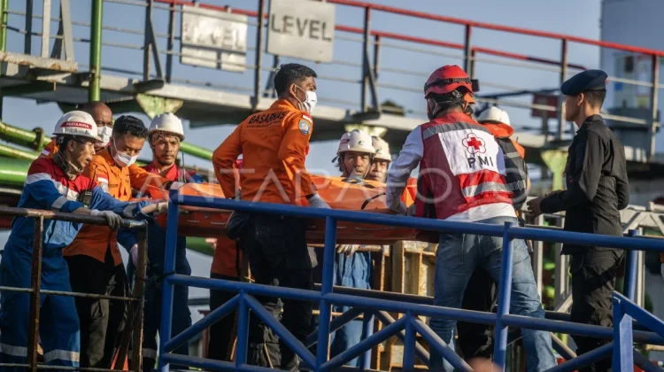 Basarnas Continues Search for 129 Missing Passengers from KMP Virgo Transport 8