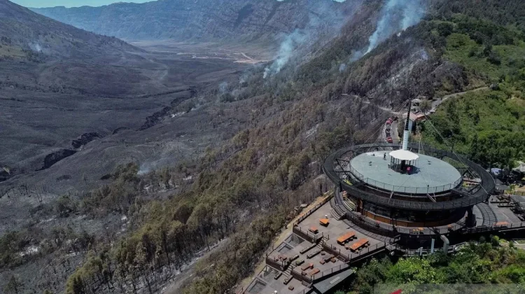 Tourism Ministry Urges Stricter SOPs to Prevent Bromo Fires