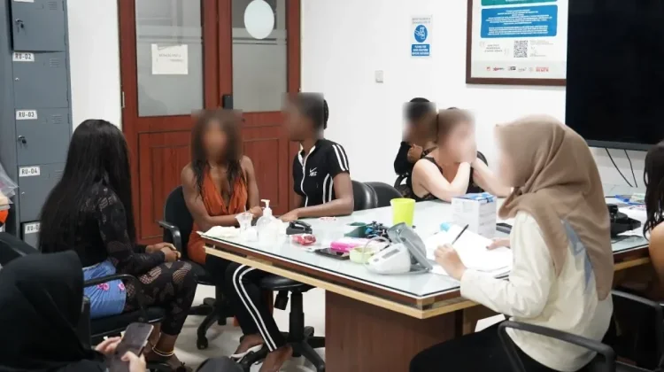As Many as 13 Foreign Nationals Detained in Bali Sex Work Crackdown