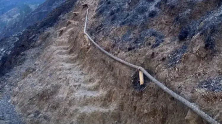 Torean-Senaru Rinjani Trails Closed After Forest Fires