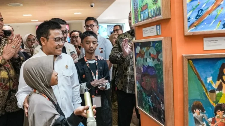 'Bukit Mimpi' Showcases 20 Sumatra Disaster-Hit Children Artwork in Jakarta
