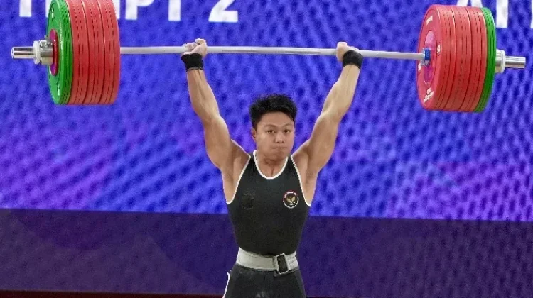 Indonesia's Rahmat Erwin Abdullah Dedicates Asian Games Gold to Family