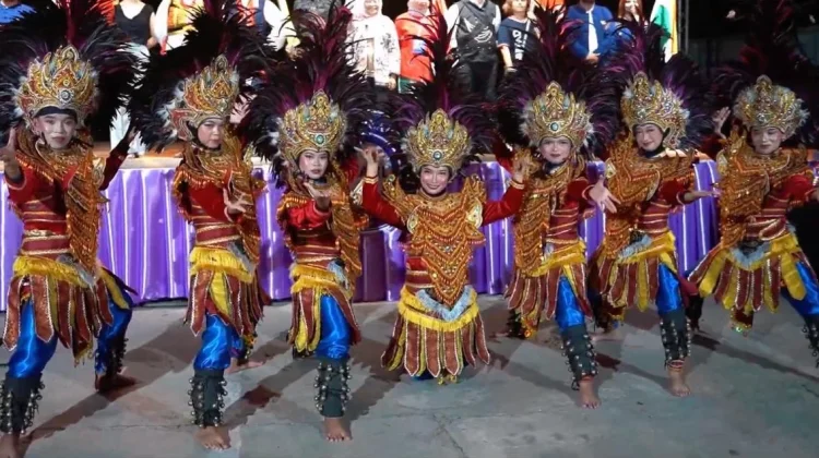 UIN Salatiga Wins International Dance Award, Showcasing Indonesian Culture