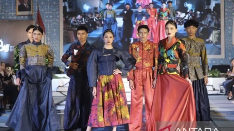 BIFF 2026 Spotlights East Kalimantan Wastra on World Stage