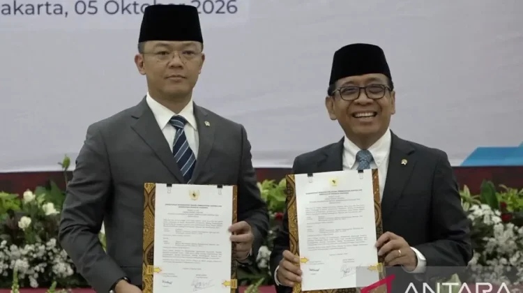 Minister Sugiono Pledges to Continue Key Human Development Programs