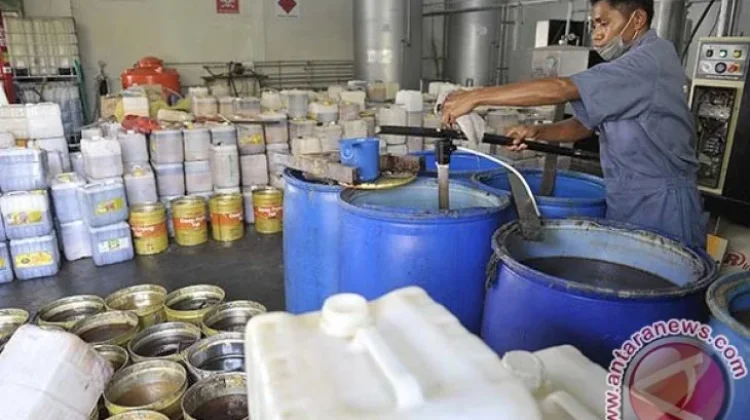 BRIN Develops Biofuel from Used Cooking Oil to Cut Emissions - RRI.co.id
