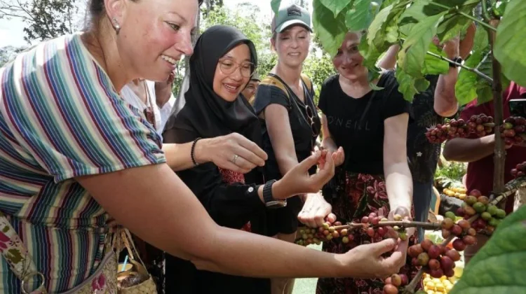 Nigerian Delegation Explores Trade and Investment in Banyuwangi - RRI.co.id