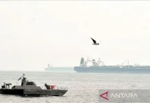 Lawmaker Urges Govt to Prepare for Hormuz Strait Tensions