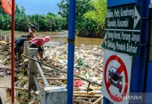 Lawmakers Demand Immediate Action on Urban Dumping Sites in Jakarta