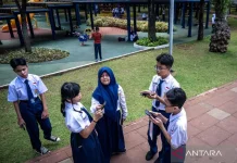 Govt Officially Issues Age Restriction Regulations for Digital Platforms