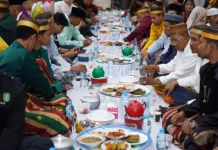 The "Tudang Manre Sipulung" Tradition Unites Communities in Pontianak