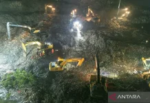 Environment Minister Decries Bantargebang Tragedy as Failed Waste Management