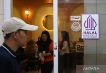 Indonesia Reaffirms Halal Certification by October 2026 at WTO Forum