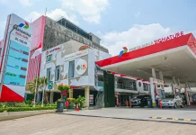 There Won't Be Any Fuel Price Increases Until Eid al-Fitr: Govt