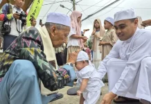 Sacred "Injak Bumi" Ritual Preserves Malay Jambi Heritage Amidst Eid Celebrations
