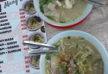 Mie Kocok, Bandung’s Timeless Comfort Food That Bridges Generations