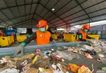 South Jakarta Records 1,120 Tons of Daily Waste During Eid Holidays