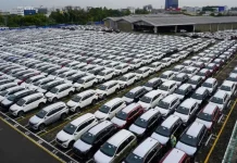 Automotive Sales Rise Ahead of Eid, Minister Says