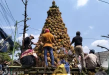1,000 Durian "Mountain" Headlines Village Gratitude Ceremony in Pasuruan