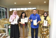 China Donates Over 3,000 Books to Untad to Strengthen Academic Resources