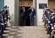 U.S. Defense Secretary Welcomes Stronger Security Partnership with Indonesia