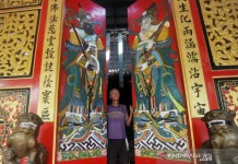 See Hin Kiong Temple in Padang Deserves National Heritage Status