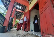 Govt Completes Revitalization of 349 Schools in West Sumatra