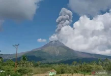 Mount Lewotobi Laki-laki Erupts Six Times as Volcanic Activity Intensifies