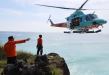 Helicopter Rescue Saves Two Russians Trapped Beneath Bali Cliff