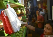 Govt Exempts Import Duties on LPG and Plastic Raw Materials