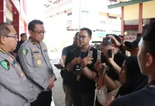Authorities Continue Identifying 10 Bodies from Bekasi Train Accident