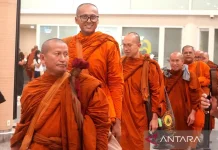 Bali Airport Welcomes 50 Monks for 2026 Indonesia Walk for Peace